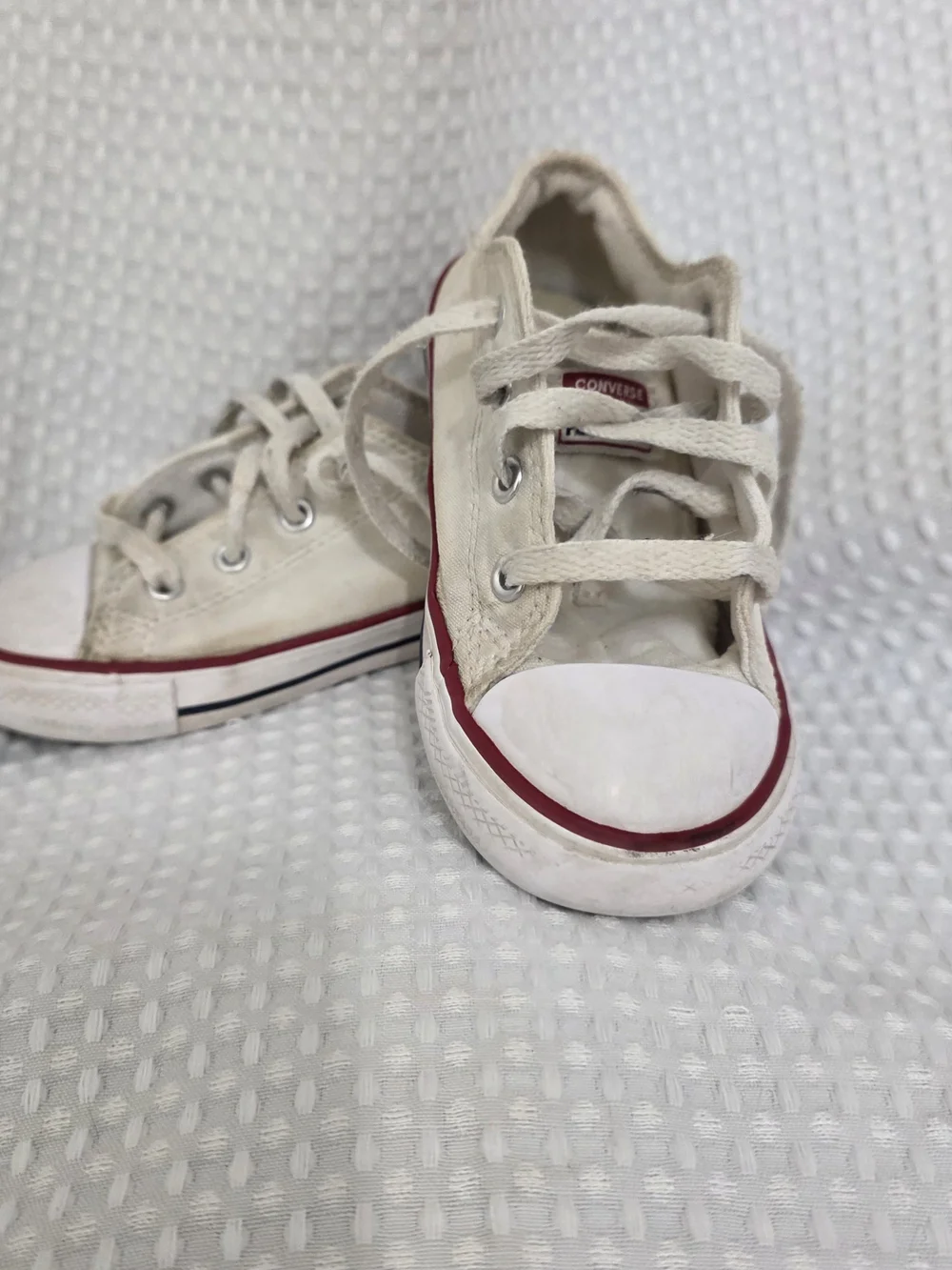 Converse Chuck Taylor All Star Infant Size 8 White Low-Top Sneakers